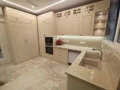 Plywood Elegant Kitchen Interior Works Durability Durable Organization Organized Aesthetic Appeal Elegant Functionality - Image 1