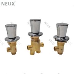 Wholesale Modern Luxury Bathroom 2 Way Brass Bath Tub Faucet Mixer - Hangzhou Zhouguan Import And Export Co., Ltd.
