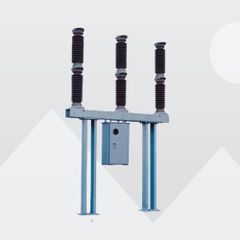 3 SF6 Circuit Breaker Power 66kV Voltage 415 V No. of Poles 3 Frequency 50 Hz Phase Three Phase Material Porcelain Rated Current 1250 - Image 1