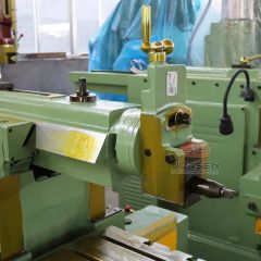 Bc6066 Jointer Planer Machine for Metal Shaping - Image 3