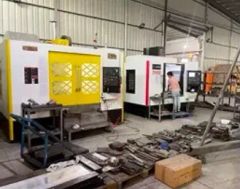 Vacuum Forming Machine for Producing Food Storage Containers, Pizza Storage Containers - Image 1