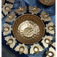 Brass Lotus Urli Form Ingots Color Golden Capacity 1 L Finish Polished Shape Round Base Usage/Application Home Material Aluminum, - Image 1