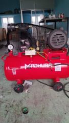 Tank Air Compressors Colour Red Brand Madhura Motor Power 5 HP Usage Industrial Type Air Compressor Air Tank Capacity 250 - Image 4