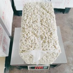 Unsalted Cashew Nuts With Natural Flavor Cashew Nuts Rich In Protein And Healthy Fats For Retail And Wholesale - Image 4