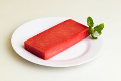 High quality Yellowfin tuna - Co tuna saku - Fresh and clean seafood from Vietnam - Good Price - Image 2