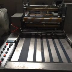 Semi Automatic Lamination Machinery Origin China Power 220V/50Hz Motor Power 1.5kw Packaging Cartons Overall Weigh 1.2t Glue Type White Glue - Image 2