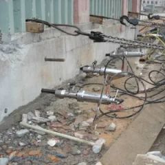 Durable Hydraulic Concrete Splitter for Building Demolition, Bridge Renovation & Foundation Works - Image 3