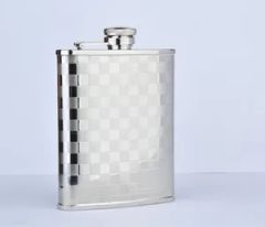 Stainless Steel Hip Flask Pieces Single Material Metal Certification FDA Feature Eco-Friendly Min. Order: 1,000 Pieces Payment Terms: T/T, Western - Image 1