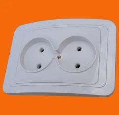 Plastic Base Flush Mounted Wall Shucko Socket (F2210P) Origin China Size 120*80mm HS Code 853669 IP Rating IP22 Model NO. - Image 2