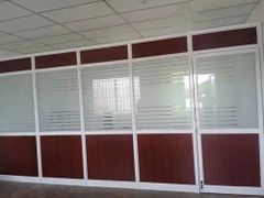 Aluminium Partition Work, Commercial Material Aluminium Service Mode Offline Service Duration 1 Week Open Style Hinged, - Image 2