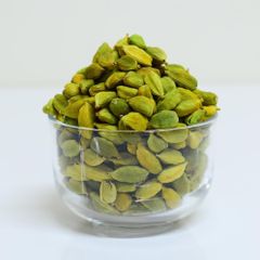 Premium Green Cardamom Pods With 98% Natural Purity Rich Aroma Selected Harvest For International Food Ingredient Demand - Image 5