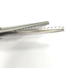 Fully Stocked Household Selling Scissors Size 8.5" MOQ 100PCS Color Black G.W 14.5kgs Feature Laser Condition New Origin - Image 6