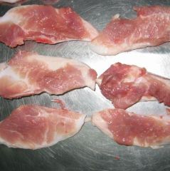 Frozen Pork Moon Bones Fresh - Sustainable and Responsible Sourcing for Eco-Friendly Consumers - Reliable and Timely Delivery  in Bulk Gluten-Free & Low-Carb Grade a Suitable for Slow Cooking Bone Stock and Meat-based Meals - Image 3