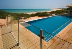 Customized Laminated Float Tempered Glass Railing Fence for Swimming Pool - Image 3