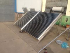 Non Pressure Solar Collector with 50 Vacuum Tubes - Image 2