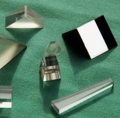 Broadband Anti-Reflection (BBAR) Coated Right Angle Prisms - Image 1