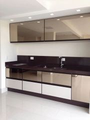 Modular Kitchens Customized Material PVC Appearance Modern Finish Type Polished Mount Type Floor Mount Pattern Design - Image 2