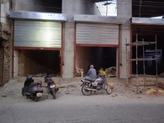 Mild Steel Iron Rolling Shutter Location Punjab Shutter Type SS/MS Material Mild Steel Country of Origin Made in India Control Components remote & switch - Image 1