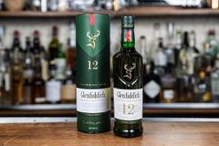 Glenfiddich 12 Year Single Malt Scotch Whisky 750ml Bottle – Iconic Speyside Whisky with Fruity Aroma, Creamy Malt Character, Gentle Oak Influence, Aged in Oak Barrels for Rich Flavor, Perfect for Whisky Enthusiasts, Celebrations, and Premium Bar Collections - Image 2
