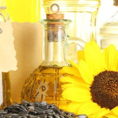 High Oleic Refined Sunflower Oil - Best Quality Wholesale Refined Sunflower Cooking Oil / Refined Sunflower Oil Suppliers - Image 1