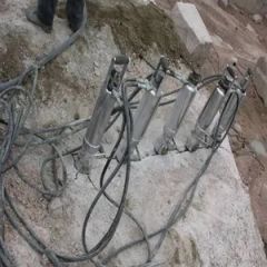 Durable Hydraulic Concrete Splitter for Building Demolition, Bridge Renovation & Foundation Works - Image 2