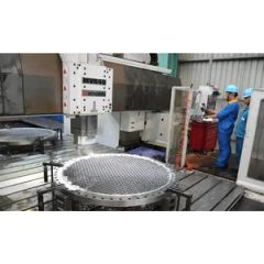Precision Machining Services for Custom Tube Sheet Solutions - Image 4
