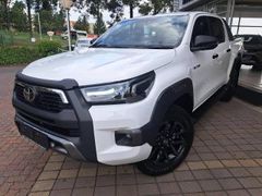 Affordable Price Used 2018-2024 Toyota Hilux Dual and Single Cab Pickups For sale and Export - Image 4