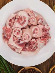 Premium Quality Frozen Pork Tails for Export - Image 2