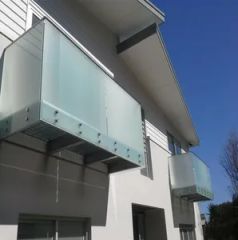Customized Outdoor Balcony Frameless Railing Glass Fence Trademark Rocky Color Customized HS Code 70072900 Flatness High Class - Image 1