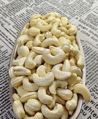 Cashew Nuts Max. Moisture (%) 5% Place of Origin kenya Packaging Vacuum bag/tin and - Image 1