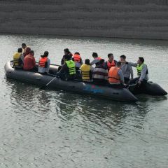 Liya Inflatable Boat Foldable 4.7m-6.5m Rescue Rowing Boats - Image 5