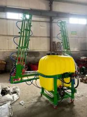 Versatile Agricultural Sprayer for Efficient Crop Protection and Care - Image 4