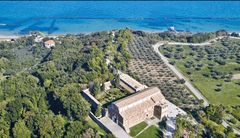 Special Italian sauce Cac'e Ove patties with Tomato, cheese and eggs - Image 3