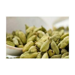 best green cardamom elaichi pods for chai tea lovers premium aromatic spice for desserts sweets baking cooking and traditional recipes with strong fragrance - Image 2
