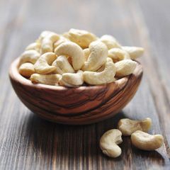 Raw Cashew Nuts Dried Natural Organic Premium Quality Food Grade Baked 25/50kg Packaging 6-12 Months Shelf Life - Image 5