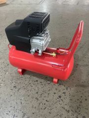 Tank Air Compressors Colour Red Brand Madhura Motor Power 5 HP Usage Industrial Type Air Compressor Air Tank Capacity 250 - Image 3