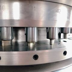 Medicine Pressing Equipment - Image 2