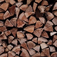 Natural Hardwood Firewood Available Firewood Bulk Supply For Retailers And Distributors Seeking Reliable Stock - Image 2