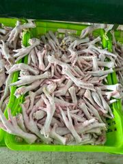 Grade A Halal :Frozen Chicken Feet, Frozen Chicken pews, Frozen Chicken Tails, Frozen Chicken wings,Mixed Chicken Thighs - Image 3