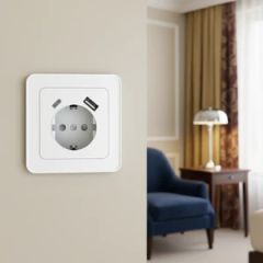 Sleek Power Socket Insert for Advanced Wall Trunking Systems - Image 2
