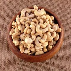 Bulk supply of Cashew Nuts WW320 delicious crunchy and packed with essential nutrients – product photo 3, product detail gallery
