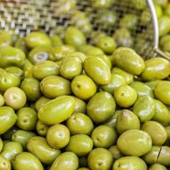 FRESH OLIVES FRUITS Type Olive Style Fresh Color Green Weight (kg) 1 Variety Kalamata Brand Name Fresh olive Cultivation Type - Image 2