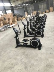 Commercial Use Self-Generating Cross Trainer Elliptical Machine - Image 2
