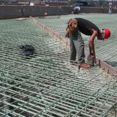 Welded Square Wire Mesh Reinforcing Rebar Mesh for Building Construction - Image 6