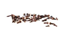 Ceylon Clove - Image 1