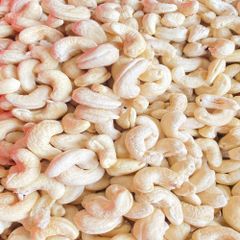 Raw Cashew Nuts High Quality Delicious Food Grade Dried 24 Months Shelf Life Without Shell - Image 1