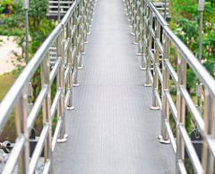 Silver Bar SS Bridge Railings, Wall Design Bar Material SS Color Silver Position Bridge Mounting Type Wall Strength - Image 3