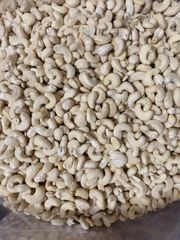 Hot Product! 100% delicious, high quality Vietnamese cashew nuts W240, plump nuts produced in Vietnam, suitable for making cakes, candies, and dieting - Image 9