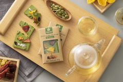 Fruit and Seed Smooth Chocolate - Image 1