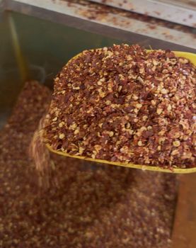 Chilli flakes(premium quality) from Sooriya Products Chilli flakes(premium quality) - Sooriya Products - Sri Lanka